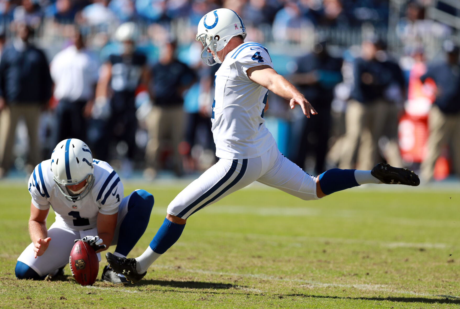 2016: Adam Vinatieri sets NFL record with 43rd consecutive field goal